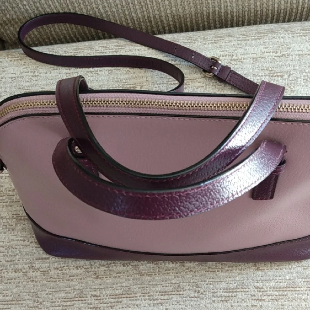 Kate Spade  Bag ...Like New condition - Picture 4 of 9